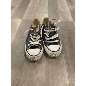 Sz. 7.5 Women Low gray Converse All Atar
